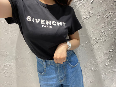 NEW ARRIVAL【GIVENCHY】